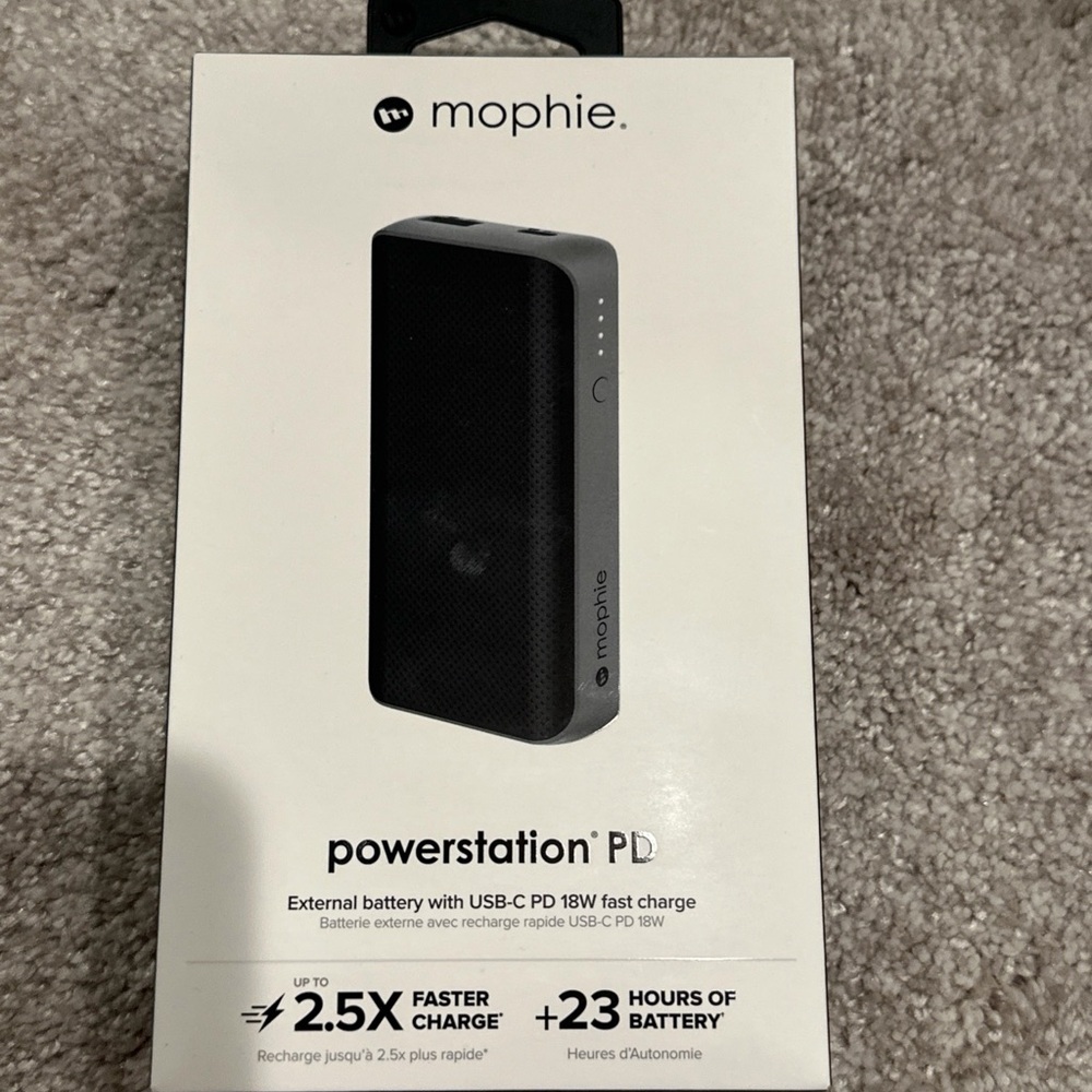 Stay Powerful Powerstation PD Charger
